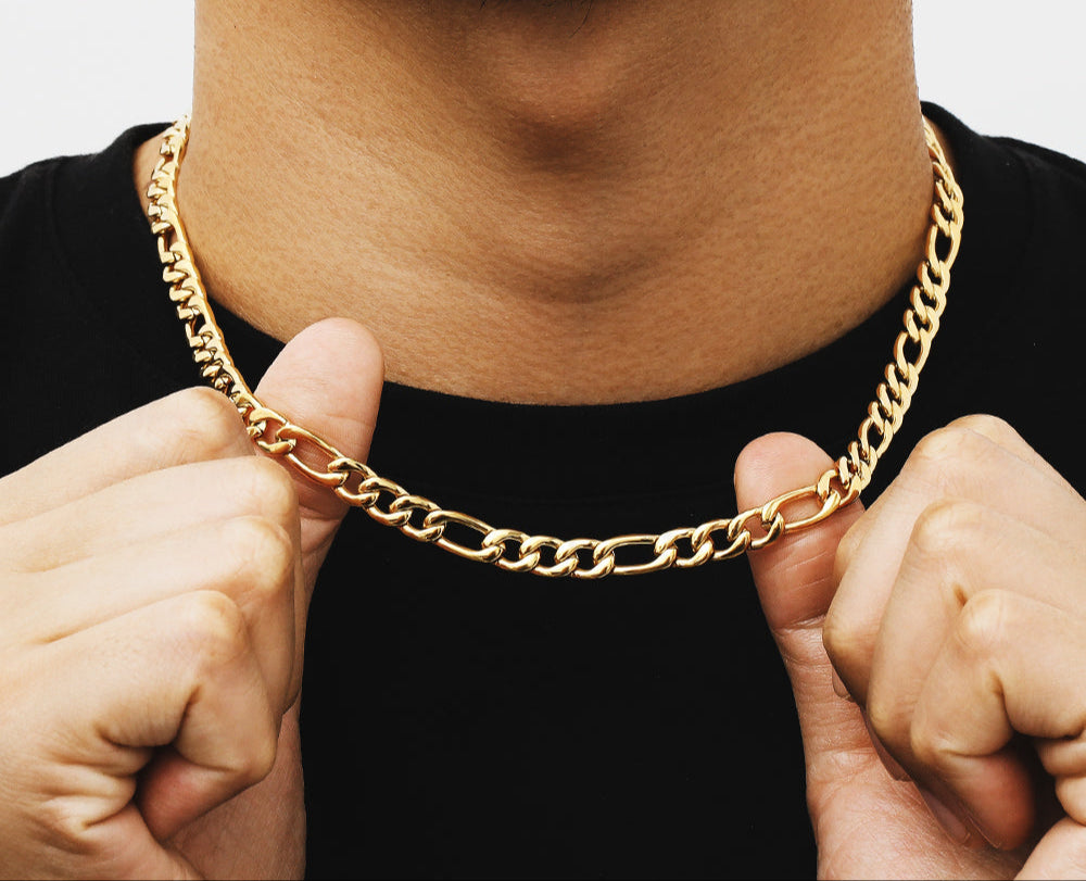 7mm Figaro Chain Necklace in 18K Gold