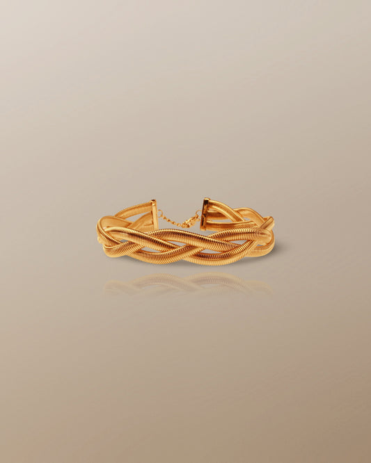 The Zenzi Bold Coiled Layer Choker in 18K Gold