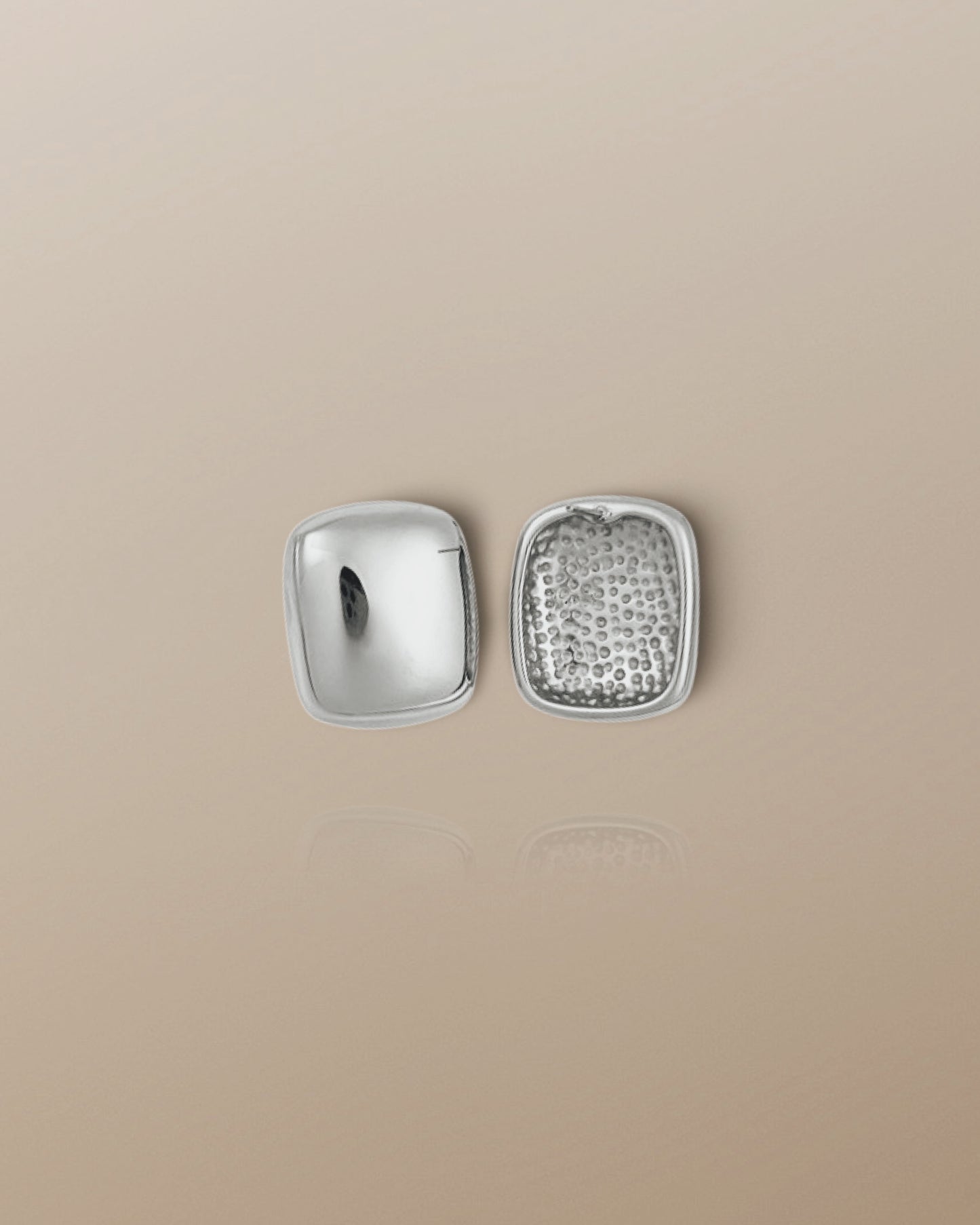 The Morgan Bold Pillow Stud Earrings in Silver