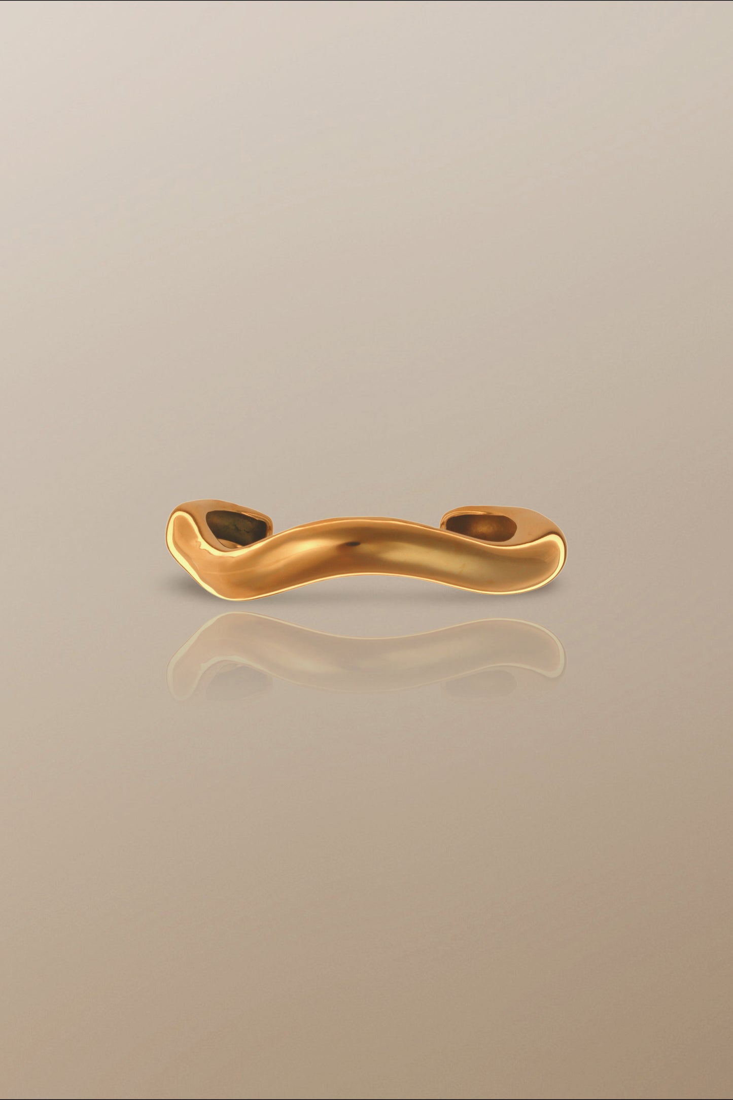 The Nova Bold Wavy Cuff Bangle in 18K Gold
