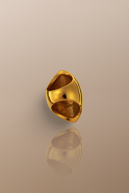 The Prism Bold Chunky Dome Ring in 18K Gold