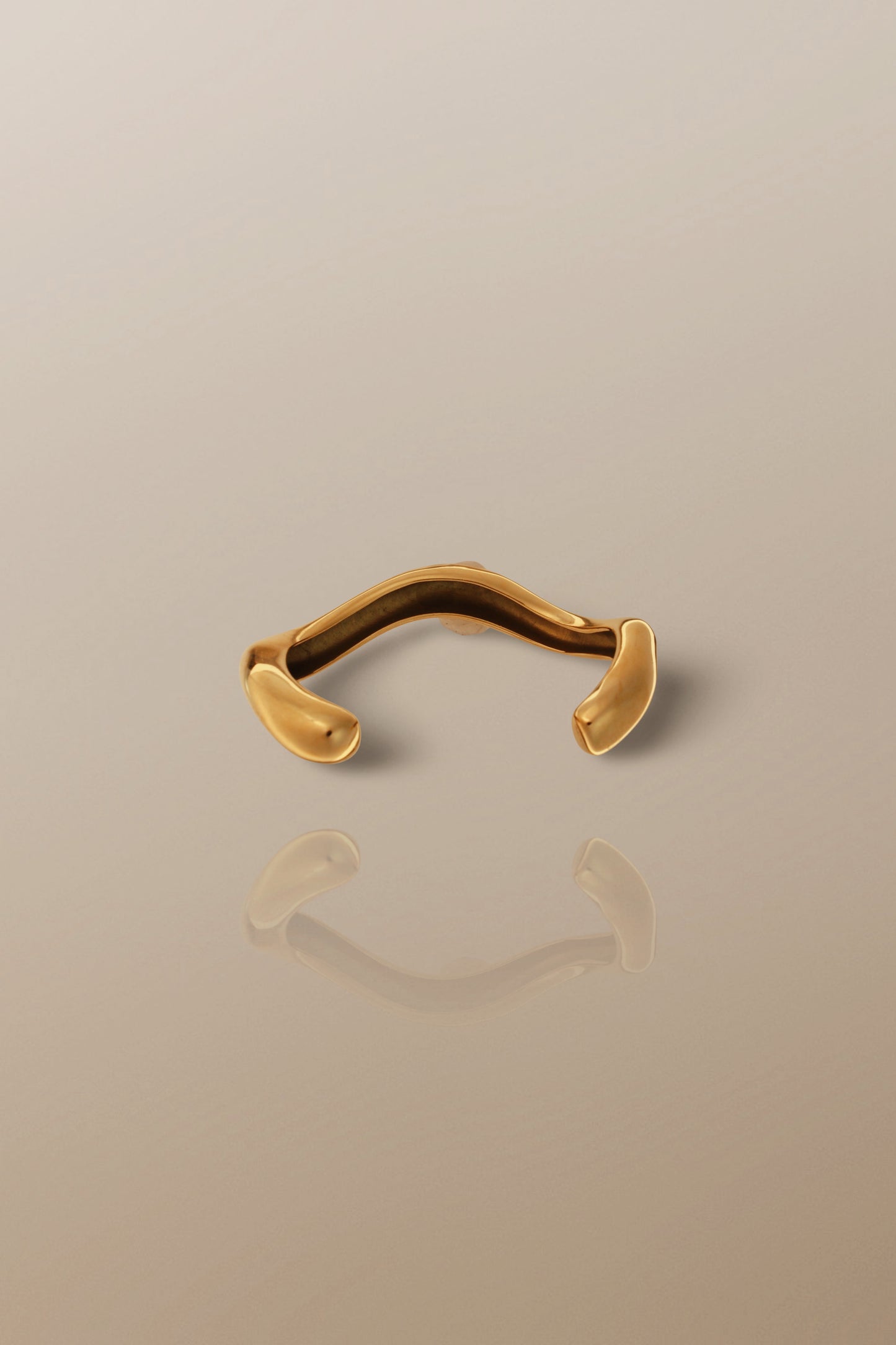 The Nova Bold Wavy Cuff Bangle in 18K Gold