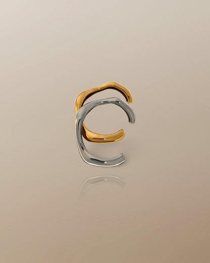 The Nova Bold Wavy Cuff Bangle in 18K Gold