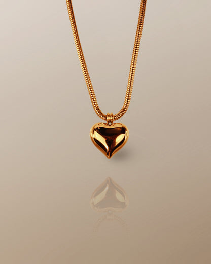 The Gilded Heart Pendant Necklace in 18K