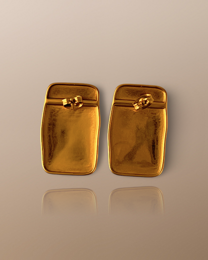 The Omari Pillow Stud Earrings in 18K Gold