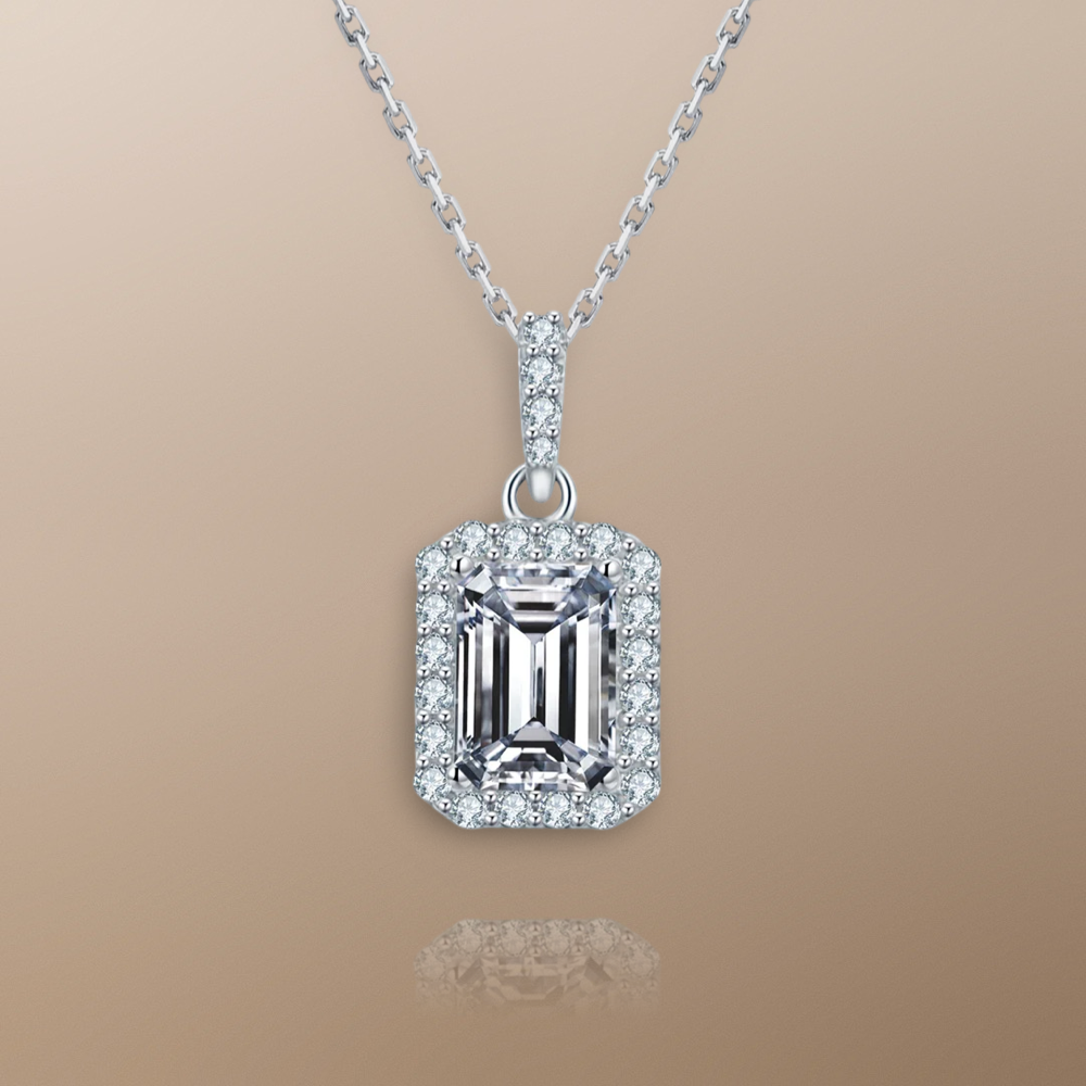 The Zuri (1.0ct) Moissanite Pendant Necklace in White Gold