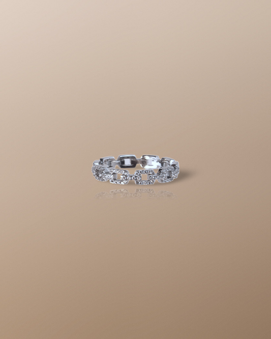 Minnie Locked Chain Ring in Sterling Silver