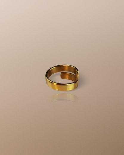 Open Looped Stacking Ring in 18K Gold