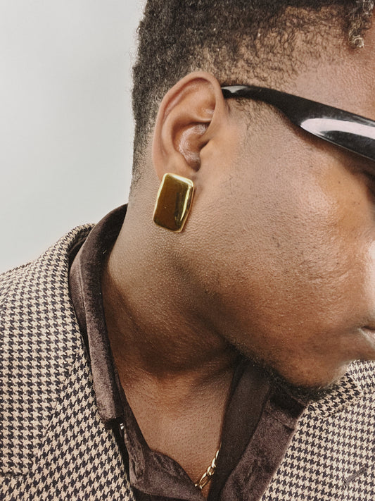 The Omari Pillow Stud Earrings in 18K Gold